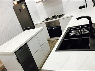 Mid Levels Central - Emerald Court 08