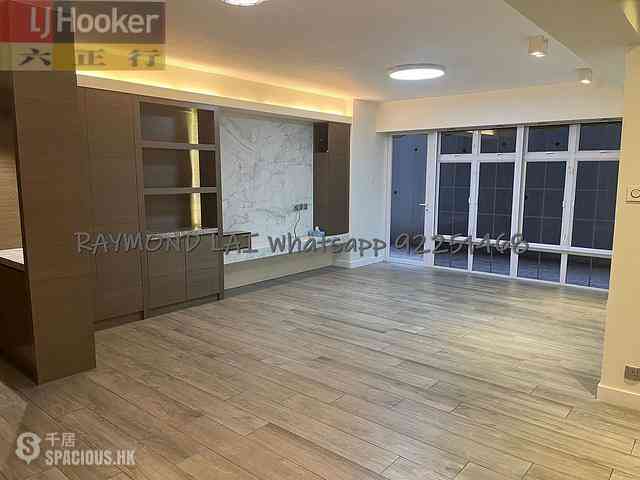 Mid Levels West - Park View Court 01