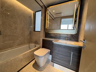Wong Chuk Hang - The Southside Phase 2 La Marina Tower 1B 12