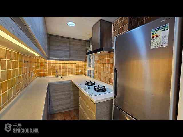 Sai Wan Ho - Lei King Wan Sites B Block 5 Yat Sing Mansion 10