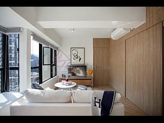Sai Ying Pun - 111, High Street 05