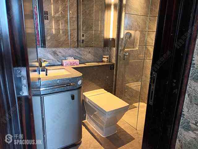 Ho Man Tin - Ultima Phase 2 Tower 2 08