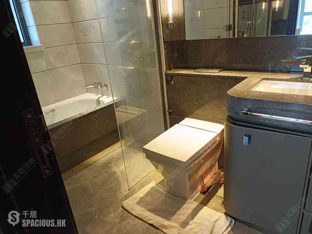 Ho Man Tin - Ultima Phase 2 Tower 2 11
