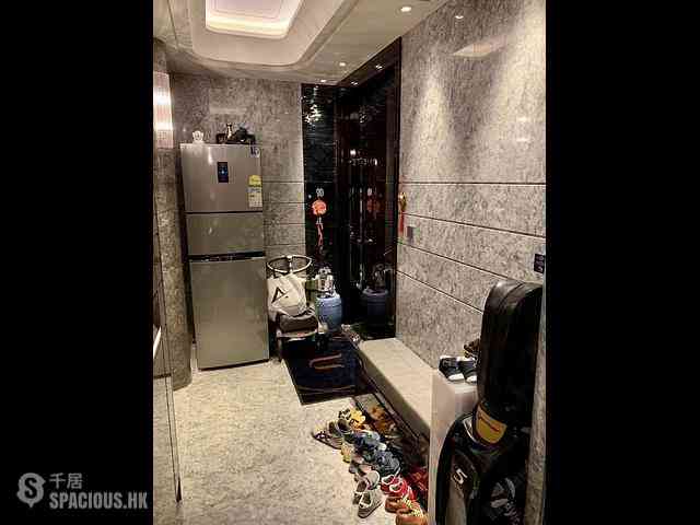 Ho Man Tin - Ultima Phase 2 Tower 2 18