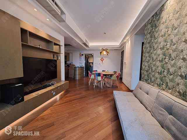 Ho Man Tin - Ultima Phase 2 Tower 2 03