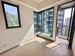Wong Chuk Hang - The Southside Phase 1 Southland Tower 2B 02