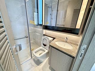 Wong Chuk Hang - The Southside Phase 1 Southland Tower 2B 06