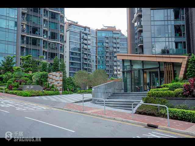 Gold Coast / So Kwun Wat - The Bloomsway The Terrace Tower 10 14