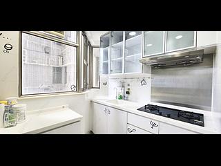 West Kowloon - Sorrento Phase 1 Block 5 03