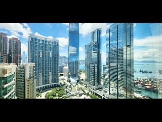 West Kowloon - Sorrento Phase 1 Block 5 08