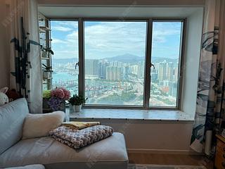 West Kowloon - Sorrento Phase 1 Block 6 03