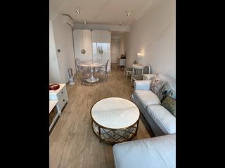 West Kowloon - Sorrento Phase 1 Block 6 10
