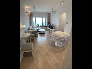 West Kowloon - Sorrento Phase 1 Block 6 02