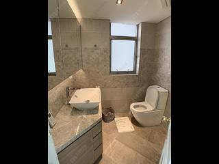 West Kowloon - Sorrento Phase 1 Block 6 13