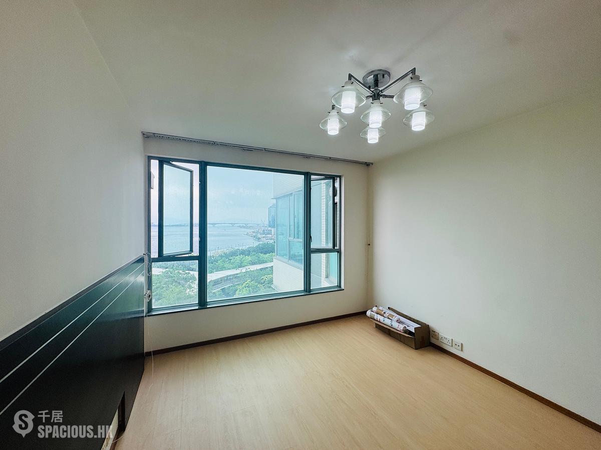Tung Chung - Seaview Crescent Block 1 01