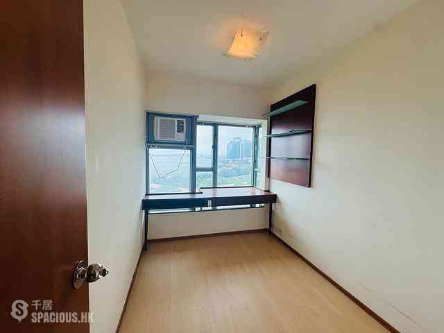 Tung Chung - Seaview Crescent Block 1 05