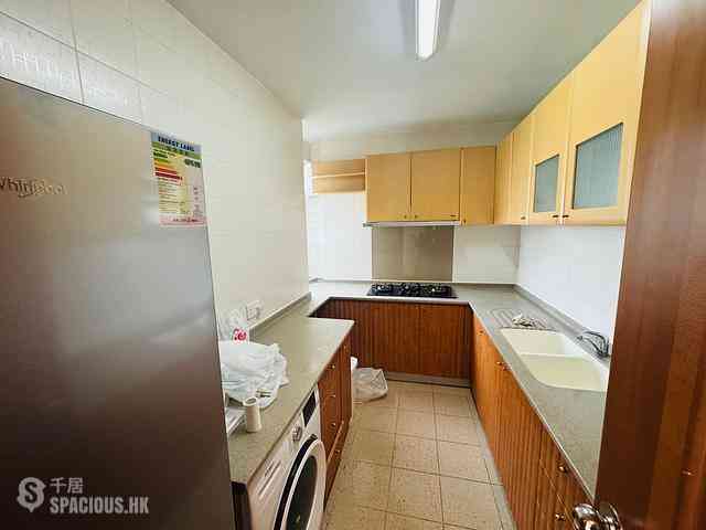 Tung Chung - Seaview Crescent Block 1 07