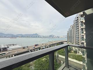 Fortress Hill - Harbour Glory 02