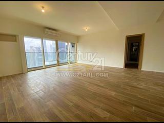 Mid Levels Central - St. Joan Court 02