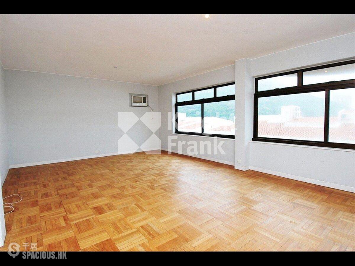 Stanley - Stanley Knoll 01