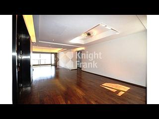 Stubbs Road - Evergreen Villa 03