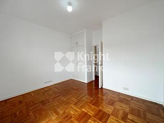 Chung Hom Kok - 30, Cape Road 05