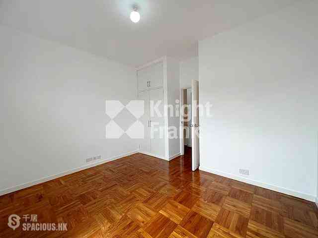Chung Hom Kok - 30, Cape Road 05