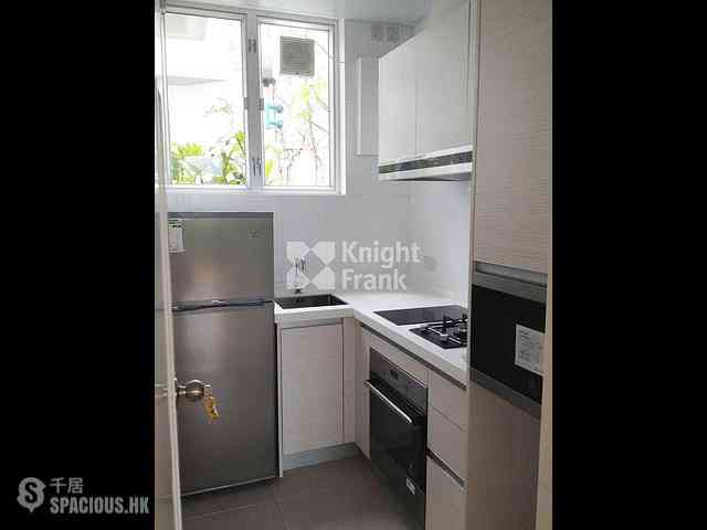 Chung Hom Kok - 30, Cape Road 07