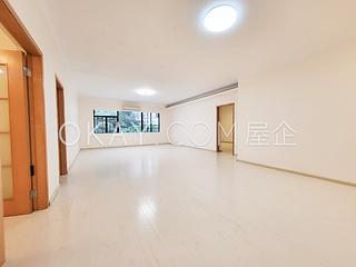 Mid Levels Central - Wealthy Heights 02