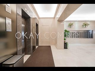Mid Levels Central - Wealthy Heights 16