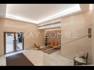 Mid Levels Central - Wealthy Heights 17