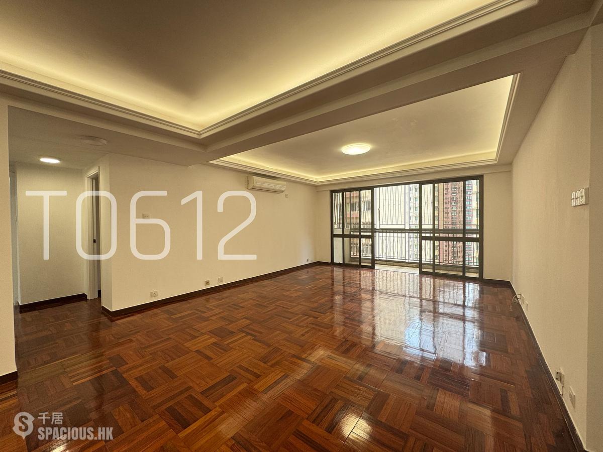 Mid Levels Central - Right Mansion 01