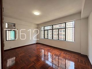 Mid Levels Central - Right Mansion 05