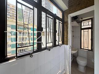 Mid Levels Central - Right Mansion 14