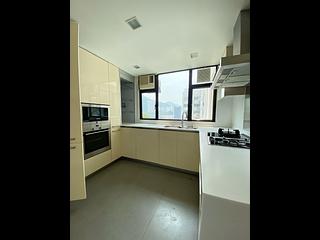 Pok Fu Lam - Cape Mansion Block A 04