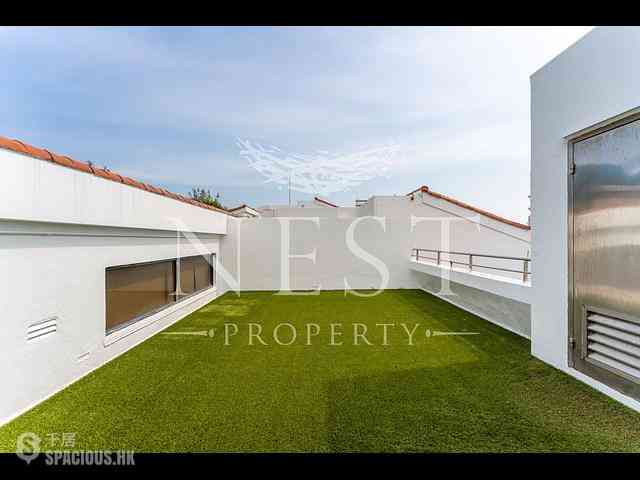 Repulse Bay - 9-10, Headland Road 03
