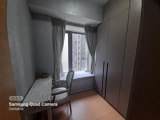 Mid Levels Central - Arezzo 13