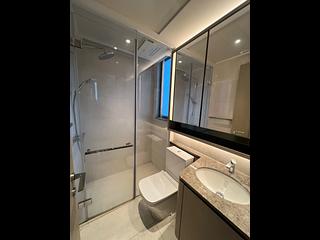 Wong Chuk Hang - The Southside Phase 1 Southland Tower 2B 04