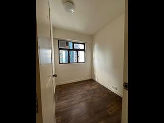 Kennedy Town - Luen Wai Apartment 04