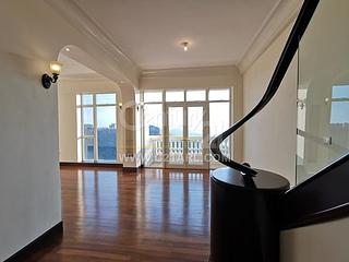 The Peak - The Mount Austin 03