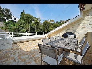 Deep Water Bay - Manderly Garden 04
