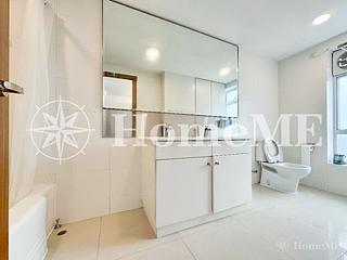 Mid Levels Central - Pine Court 09
