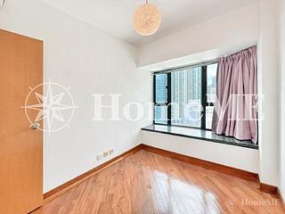Mid Levels West - 80 Robinson Road 03
