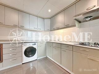 Mid Levels West - 80 Robinson Road 08