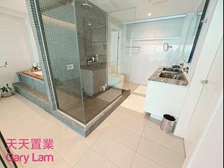 Clear Water Bay - Dragon Lake Villa 02