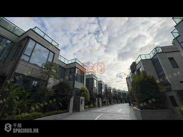 Tseung Kwan O - Monterey Block 1 02