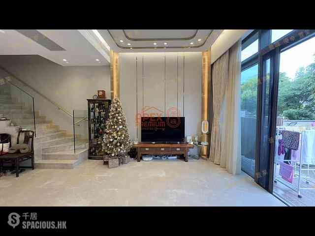 Tseung Kwan O - Monterey Block 1 05