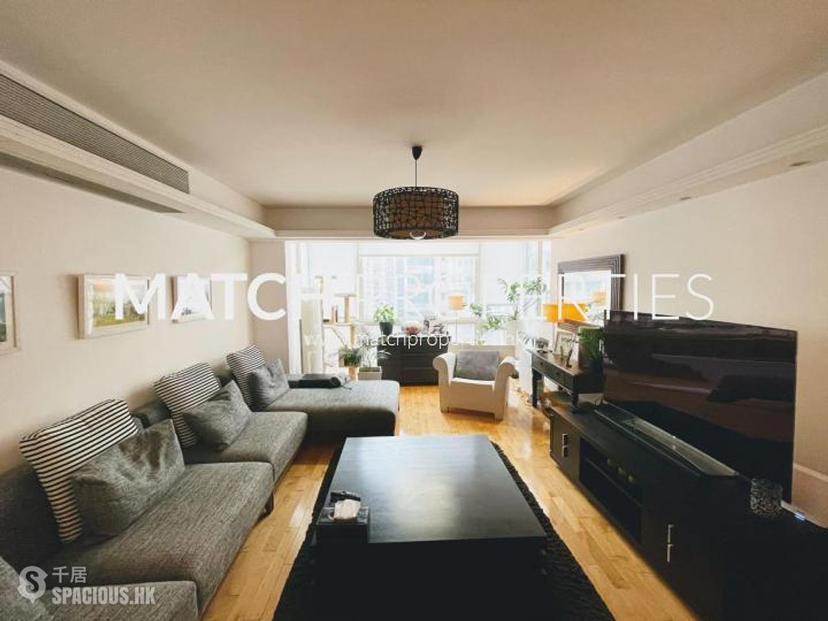Mid Levels Central - Right Mansion 01