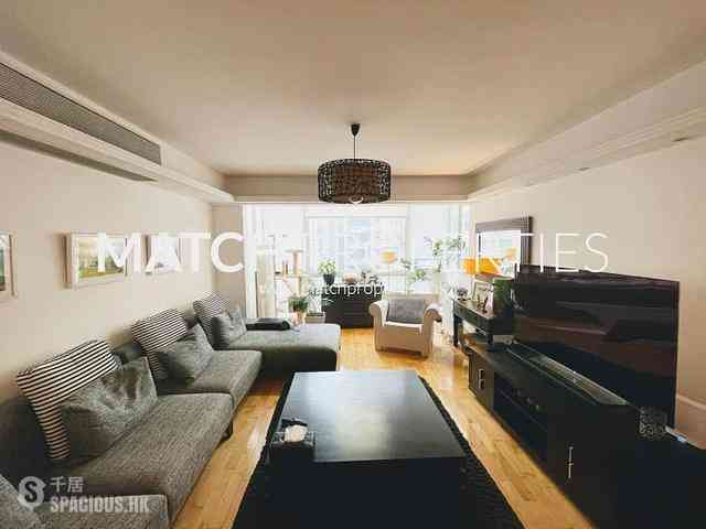Mid Levels Central - Right Mansion 01