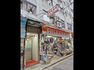 Wan Chai - Cheong Chun Building 08